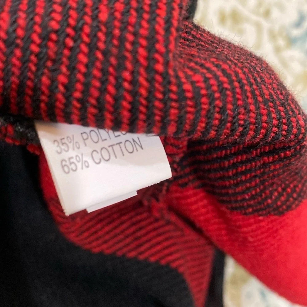 Red & black buffalo check knit vest